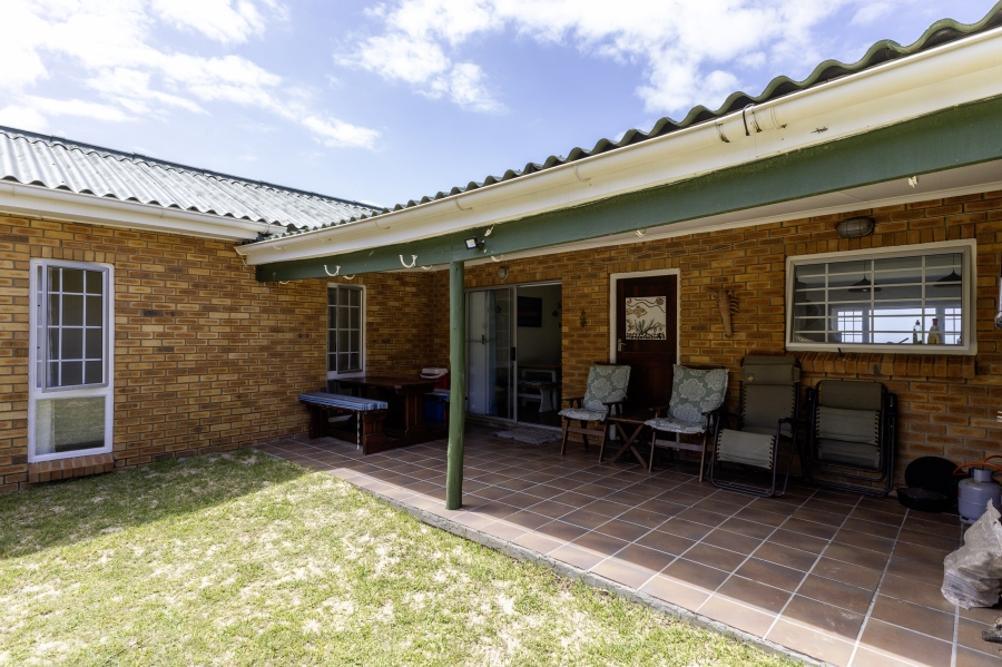 4 Bedroom Property for Sale in Begha Eastern Cape
